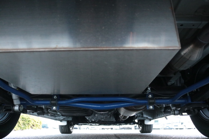 キャンピングカー バンコン ﾊｲｴｰｽ ﾚｸﾋﾞｨ ｳﾞｫｰﾉ 4WD　FF　電子ﾚﾝｼﾞ