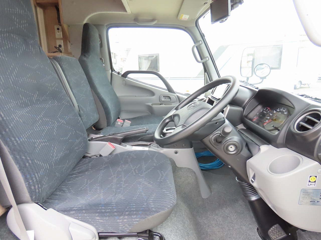 キャンピングカー キャブコン ｶﾑﾛｰﾄﾞ ﾅｯﾂRV ｸﾚｱﾊｲﾊﾟｰｴﾎﾞ5.0W