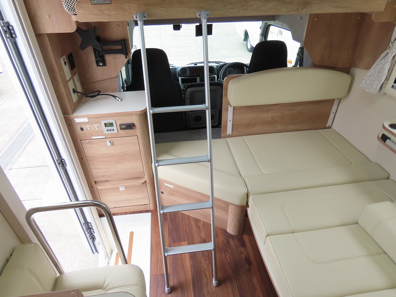 キャンピングカー キャブコン ｶﾑﾛｰﾄﾞ ﾅｯﾂRV ｸﾚｱﾊｲﾊﾟｰｴﾎﾞ5.0W