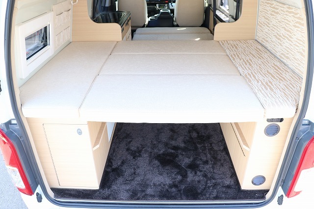 キャンピングカー バンコン ﾊｲｴｰｽ ﾃﾞﾙﾀﾘﾝｸ ﾀﾞｰｳｨﾝQ3 4WD
