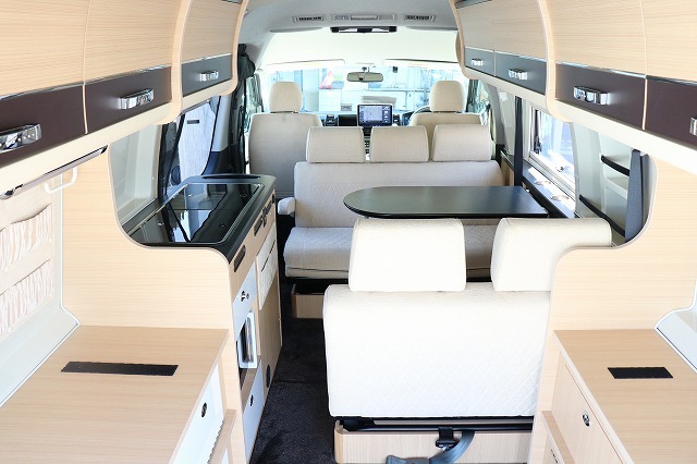 キャンピングカー バンコン ﾊｲｴｰｽ ﾃﾞﾙﾀﾘﾝｸ ﾀﾞｰｳｨﾝQ3 4WD