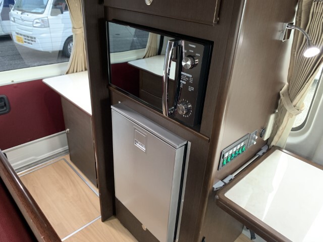 キャンピングカー バンコン OMC 北斗 4WD 12Vｸｰﾗｰ FFﾋｰﾀｰ 