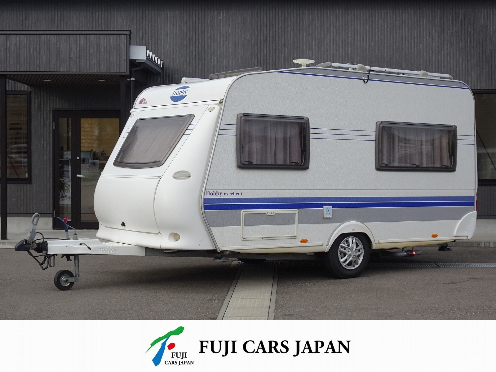 キャンピングカー トレーラー ホビー400 牽引免許不要