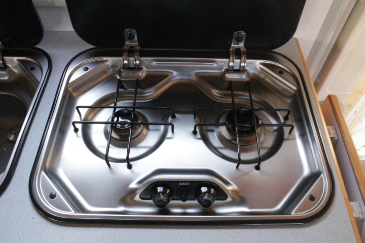 キャンピングカー キャブコン ｶﾑﾛｰﾄﾞ ｸﾞﾛｰﾊﾞﾙ ﾕｰﾛｽﾀｰ　冷蔵庫　FF