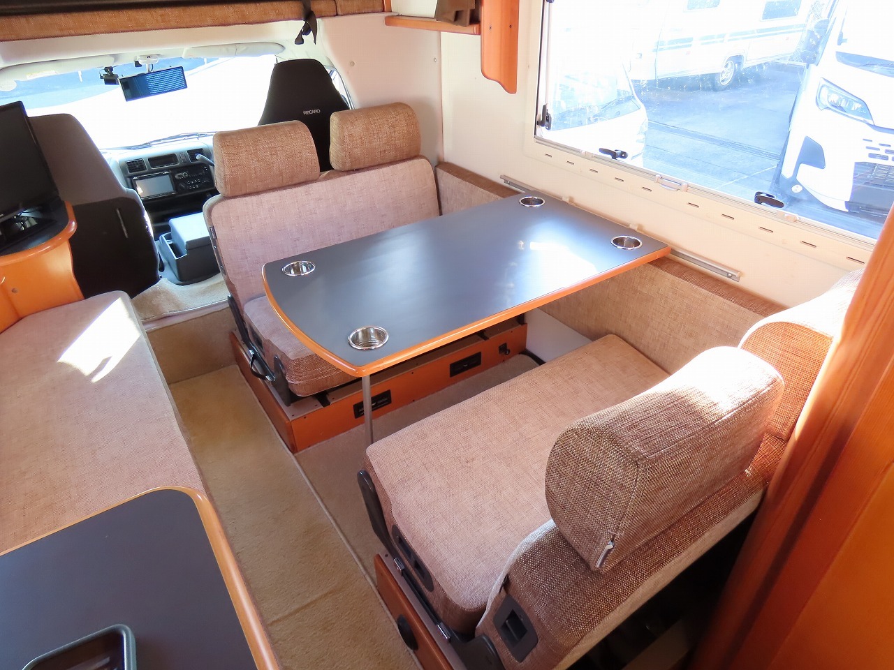 キャンピングカー キャブコン ﾊﾞﾈｯﾄ ﾎﾜｲﾄﾊｳｽ ﾂｱﾗｰ480 冷蔵庫 