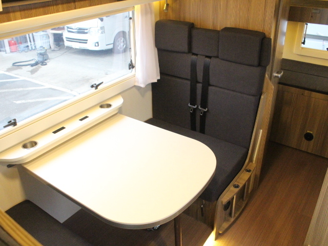 キャンピングカー キャブコン ﾊﾞﾝﾃｯｸ ｼﾞﾙ520 軽油4WD 家AC 1ｵｰﾅｰ