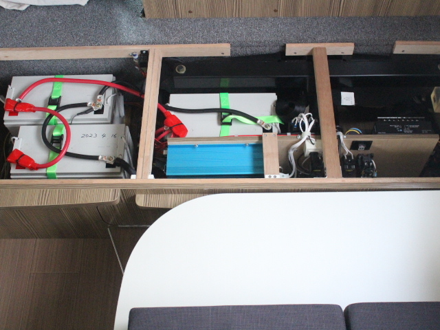 キャンピングカー キャブコン ﾊﾞﾝﾃｯｸ ｼﾞﾙ520 軽油4WD 家AC 1ｵｰﾅｰ