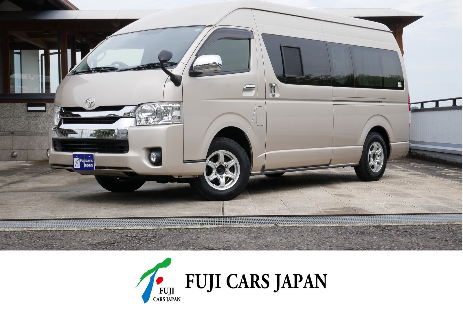 キャンピングカー バンコン レハイエース クビィ カントリークラブ 4WD