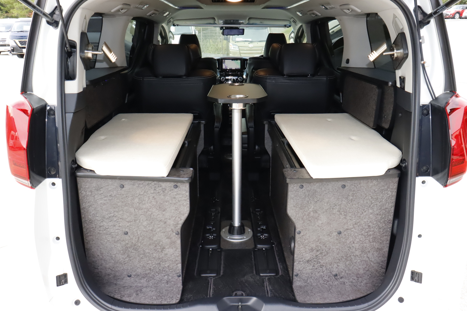 キャンピングカー バンコン ｱﾙﾌｧｰﾄﾞ ｸﾞﾗﾝﾄﾞﾓｰﾀｰ ｼﾞｭｴﾙ