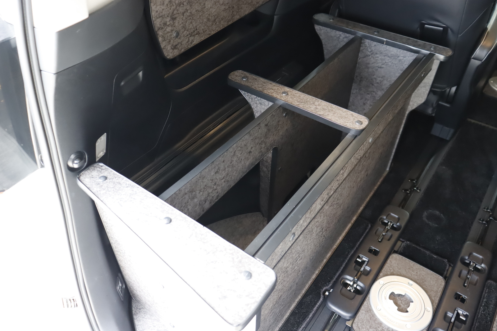 キャンピングカー バンコン ｱﾙﾌｧｰﾄﾞ ｸﾞﾗﾝﾄﾞﾓｰﾀｰ ｼﾞｭｴﾙ