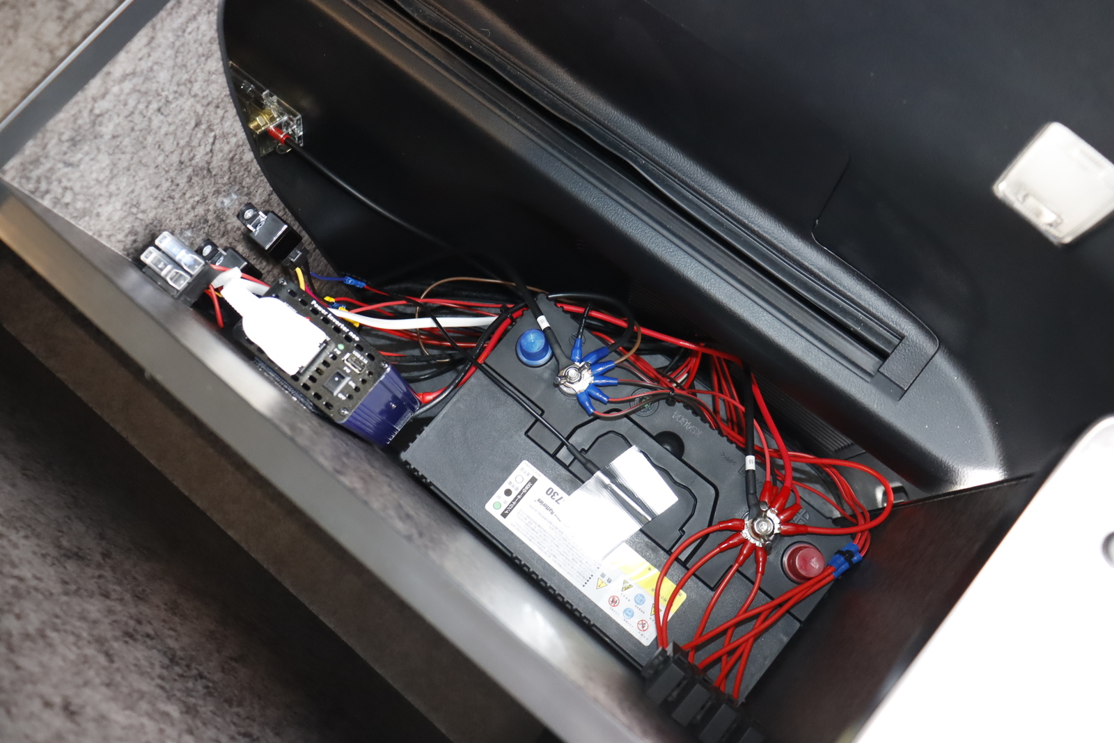 キャンピングカー バンコン ｱﾙﾌｧｰﾄﾞ ｸﾞﾗﾝﾄﾞﾓｰﾀｰ ｼﾞｭｴﾙ