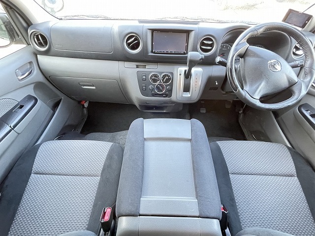 キャンピングカー バンコン NV350ｷｬﾗﾊﾞﾝ ﾋﾞｰｸﾙﾌﾞﾛｽ ｿｰﾗｰ 冷蔵庫