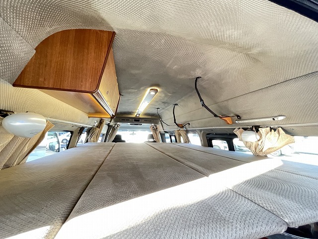 キャンピングカー バンコン NV350ｷｬﾗﾊﾞﾝ ﾋﾞｰｸﾙﾌﾞﾛｽ ｿｰﾗｰ 冷蔵庫