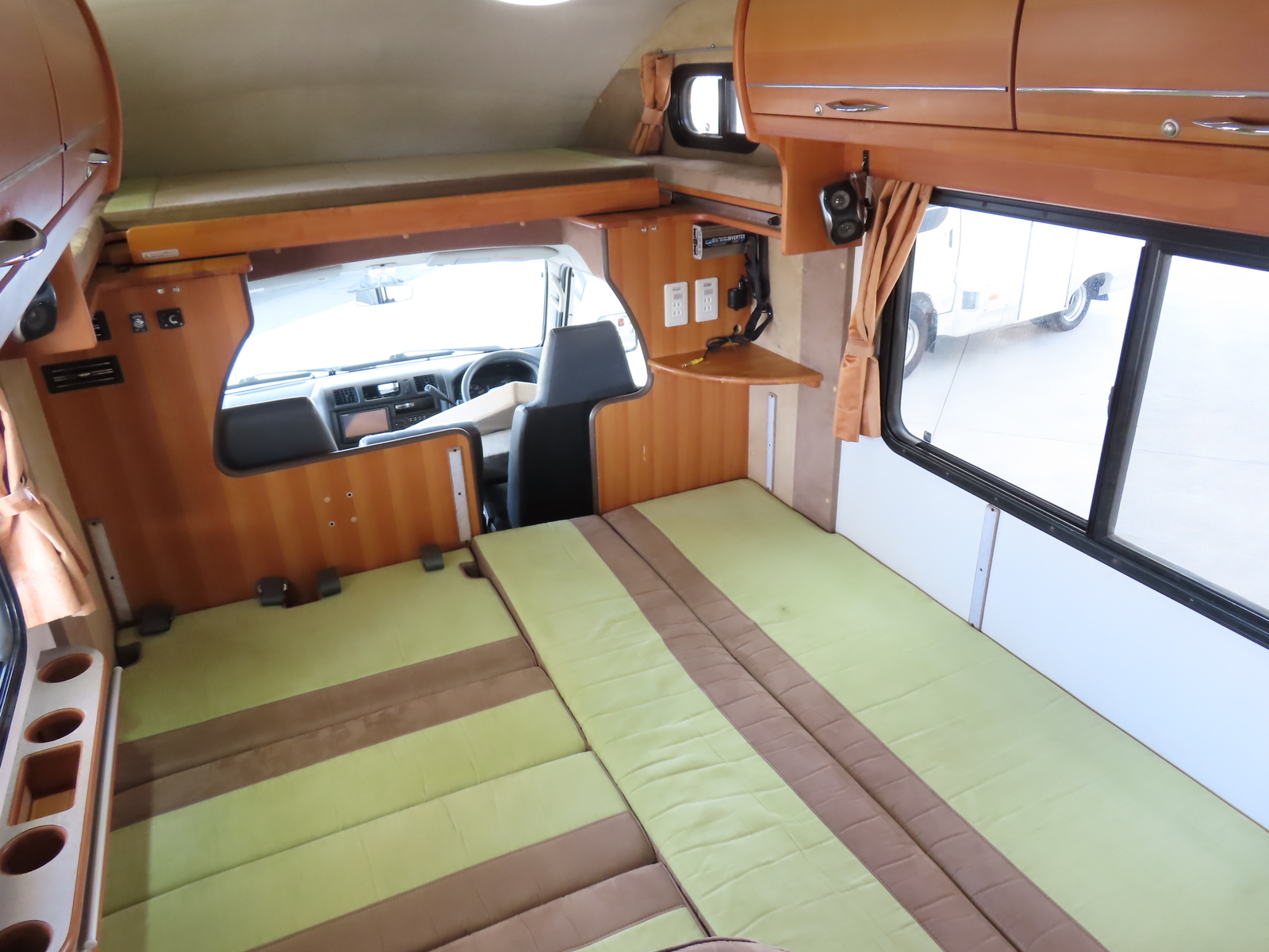 キャンピングカー キャブコン ﾊﾞﾈｯﾄ 東和 ｶｰﾋﾞｨ 4WD