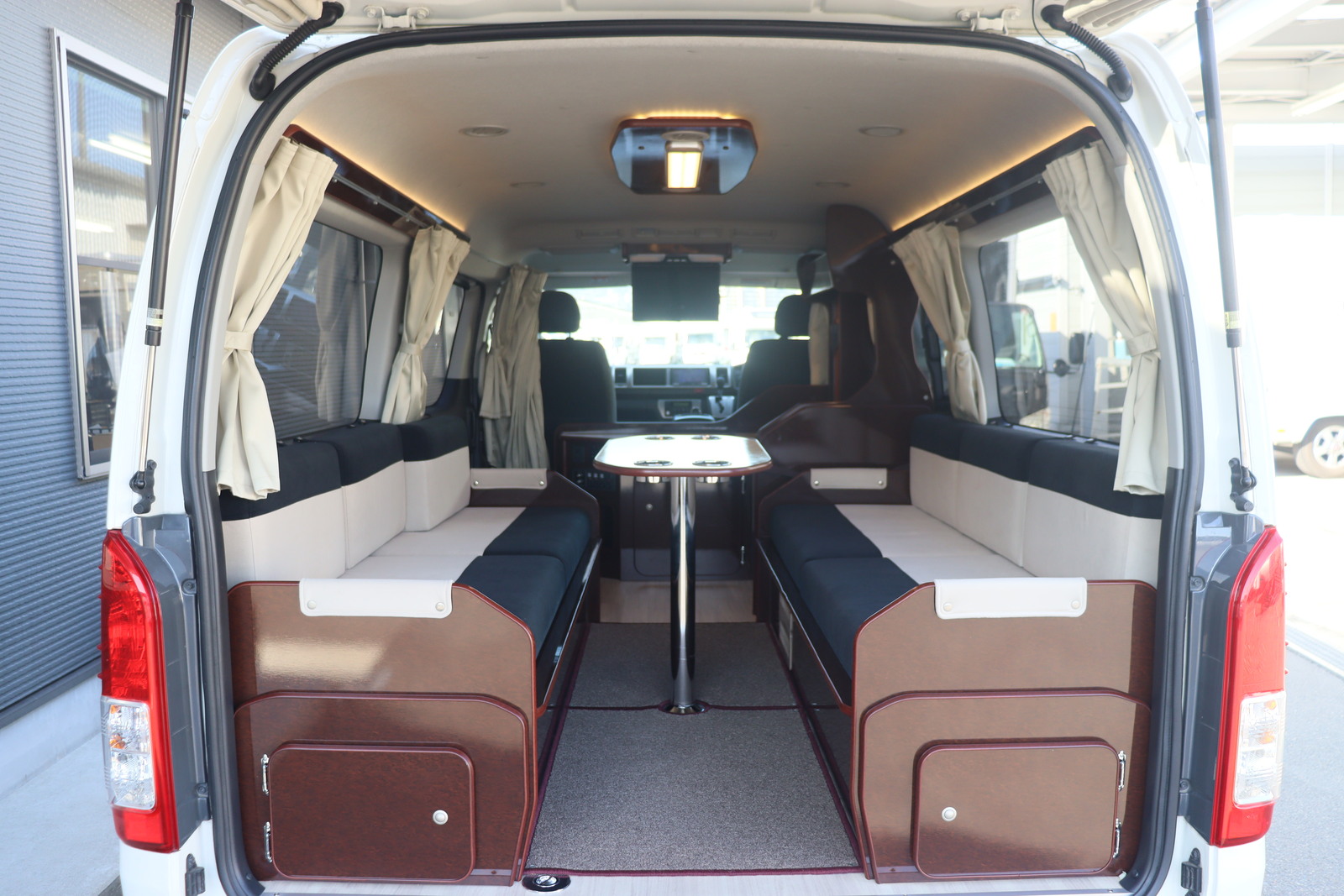 キャンピングカー バンコン ﾊｲｴｰｽ FOCS DSﾌﾟﾚﾐｱﾑ