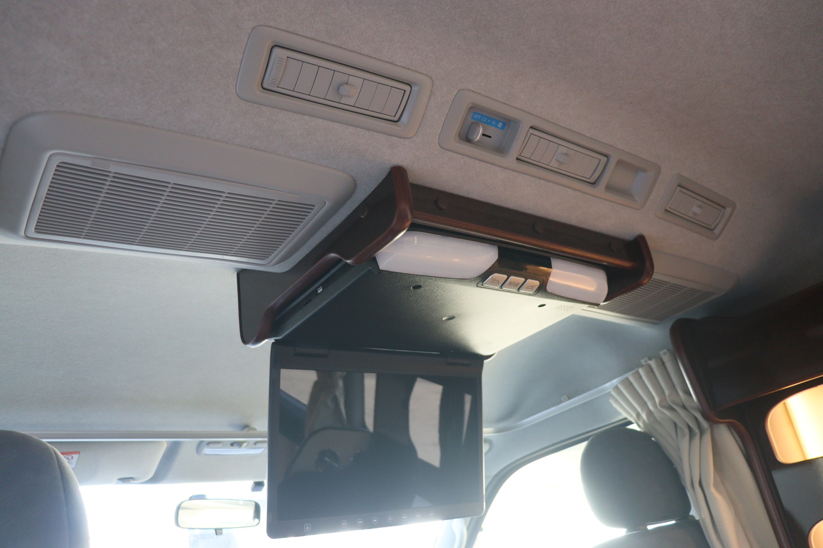 キャンピングカー バンコン ﾊｲｴｰｽ FOCS DSﾌﾟﾚﾐｱﾑ