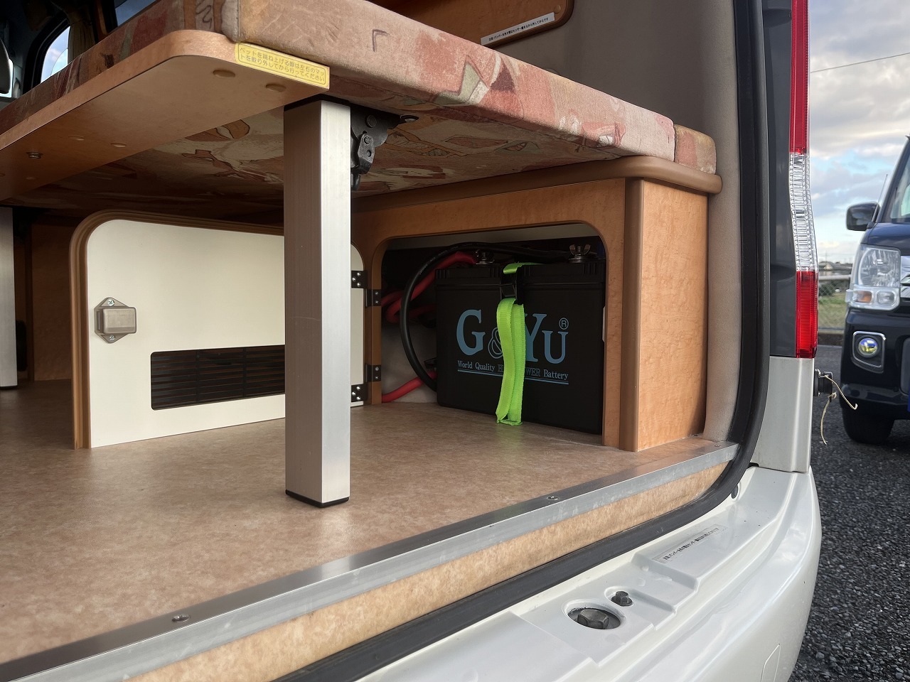 キャンピングカー バンコン ﾌﾛｯﾄﾓﾋﾞｰﾙ ｼｭﾋﾟｰﾚﾝ 4WD 4ﾅﾝﾊﾞｰ