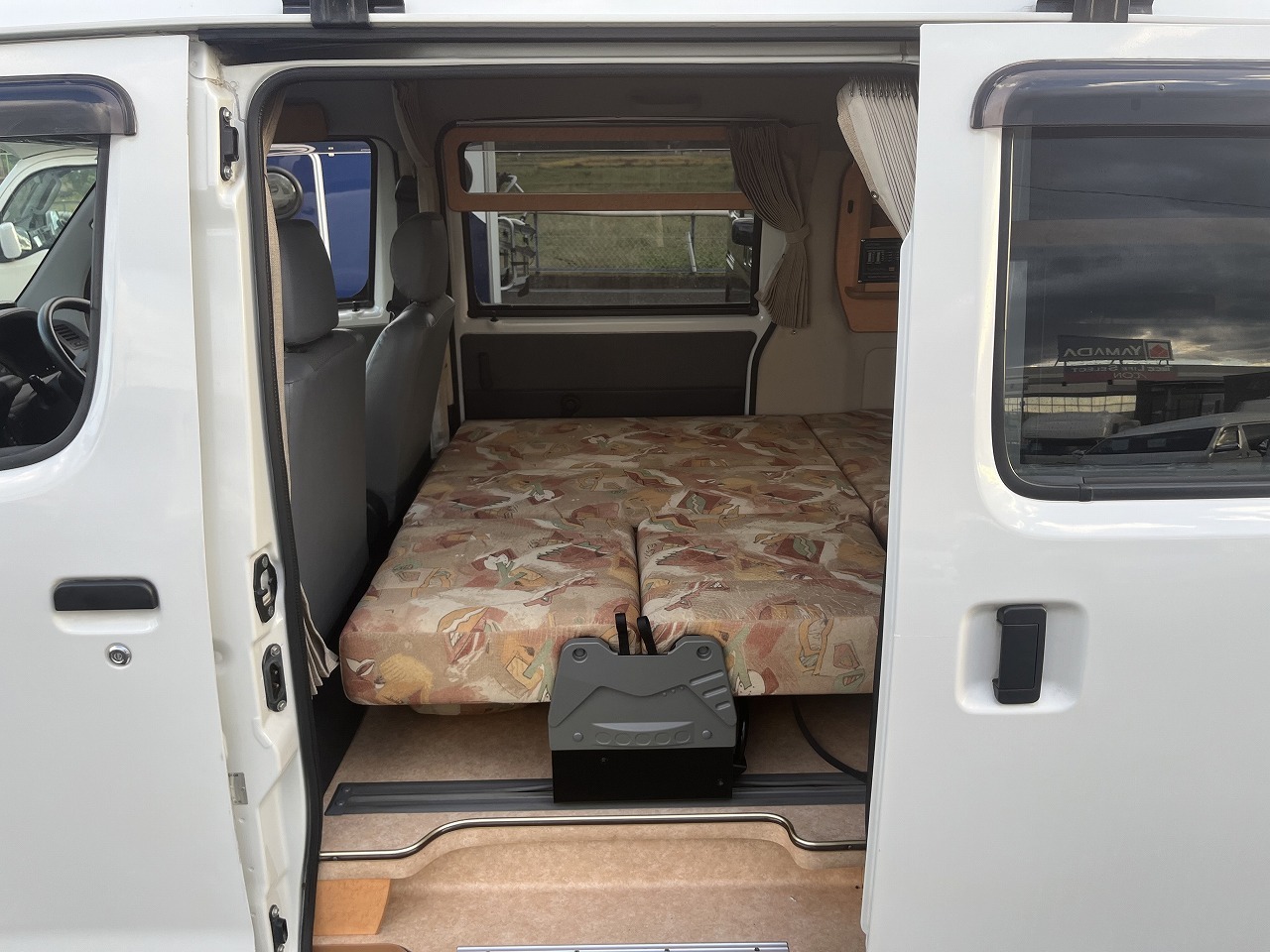 キャンピングカー バンコン ﾌﾛｯﾄﾓﾋﾞｰﾙ ｼｭﾋﾟｰﾚﾝ 4WD 4ﾅﾝﾊﾞｰ