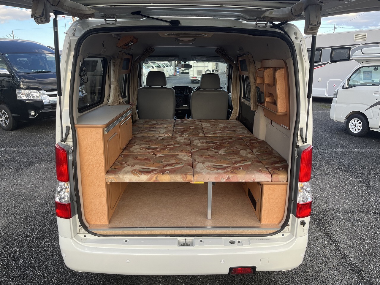 キャンピングカー バンコン ﾌﾛｯﾄﾓﾋﾞｰﾙ ｼｭﾋﾟｰﾚﾝ 4WD 4ﾅﾝﾊﾞｰ