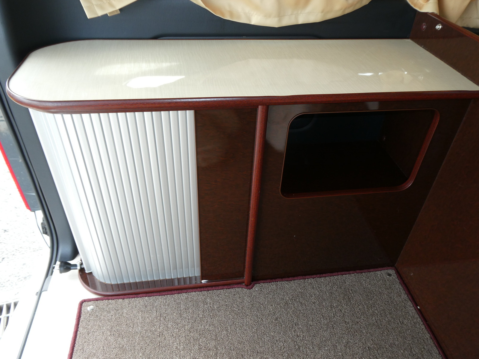 キャンピングカー バンコン ﾊｲｴｰｽ FOCS DS-L FFﾋｰﾀｰ