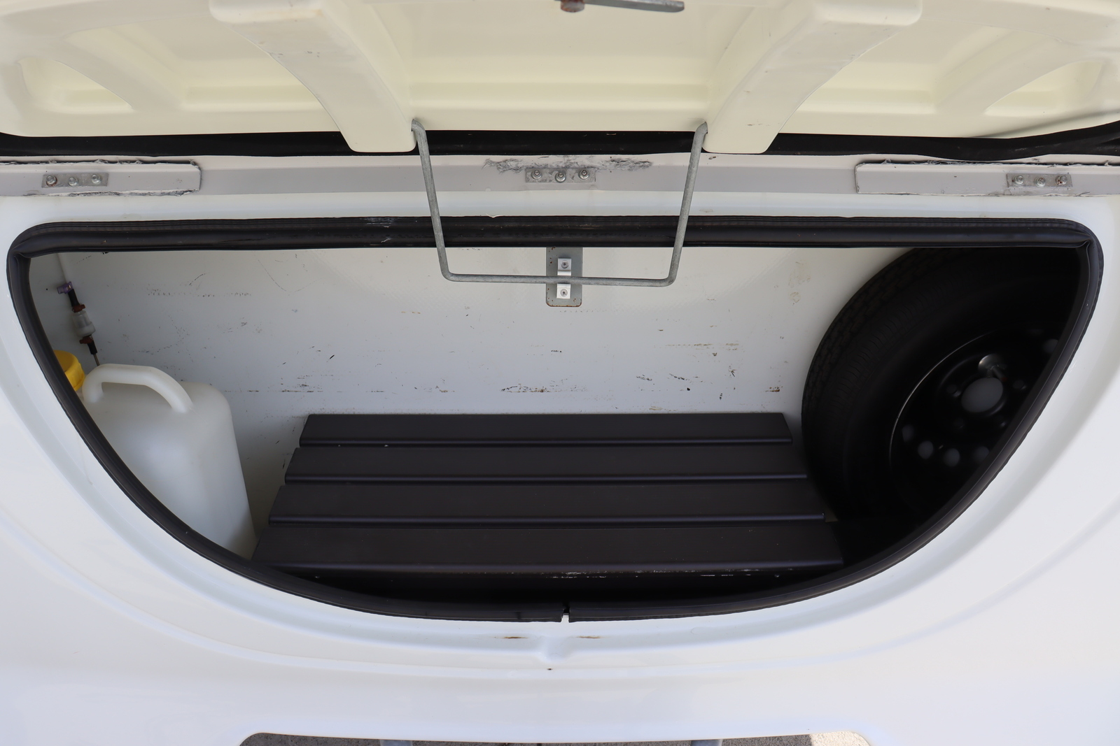 キャンピングカー トレーラー ｴｰｽｷｬﾗﾊﾞﾝ ｴｰｽ330DL