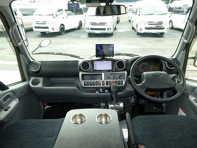 キャンピングカー キャブコン ﾊﾞﾝﾃｯｸ ｼﾞﾙ 4WD　中古即納車