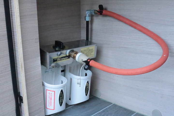 キャンピングカー バンコン ﾃﾞｭｶﾄ ﾛｰﾗｰﾁｰﾑ ﾘﾋﾞﾝｸﾞｽﾄﾝKJ FF暖房