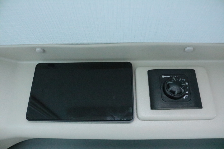 キャンピングカー バンコン ﾃﾞｭｶﾄ ﾛｰﾗｰﾁｰﾑ ﾘﾋﾞﾝｸﾞｽﾄﾝKJ FF暖房