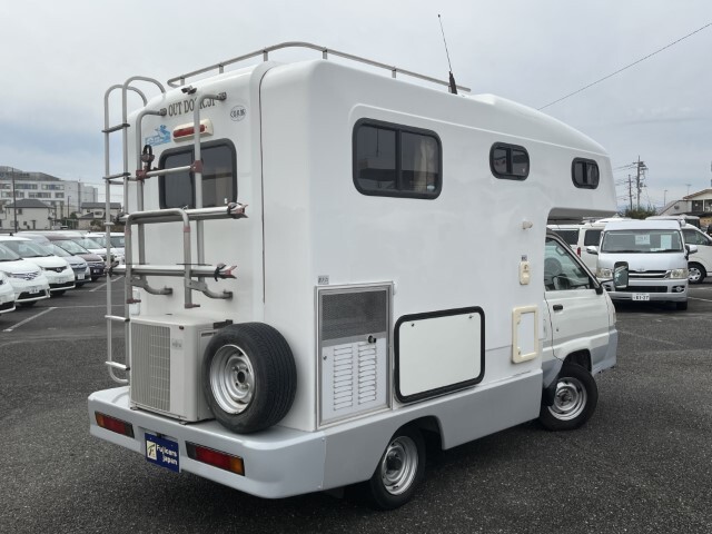 キャンピングカー キャブコン ﾘｰｴｷｽﾎﾟｰﾄ ｱｳﾄﾄﾞｱJr. 家ｴｱｺﾝ 発電機