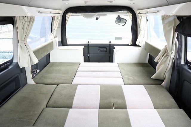 キャンピングカー バンコン ﾊｲｴｰｽ かｰいんてりあ高橋 ﾘﾗｯｸｽﾜｺﾞﾝ4WD