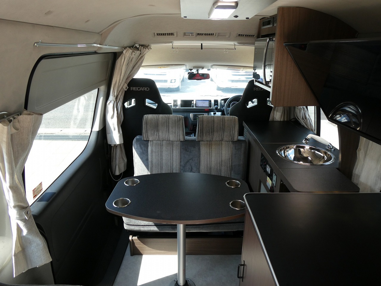 キャンピングカー バンコン ﾚｼﾞｱｽｴｰｽ 東和 ﾂｪﾙﾄ 4WD