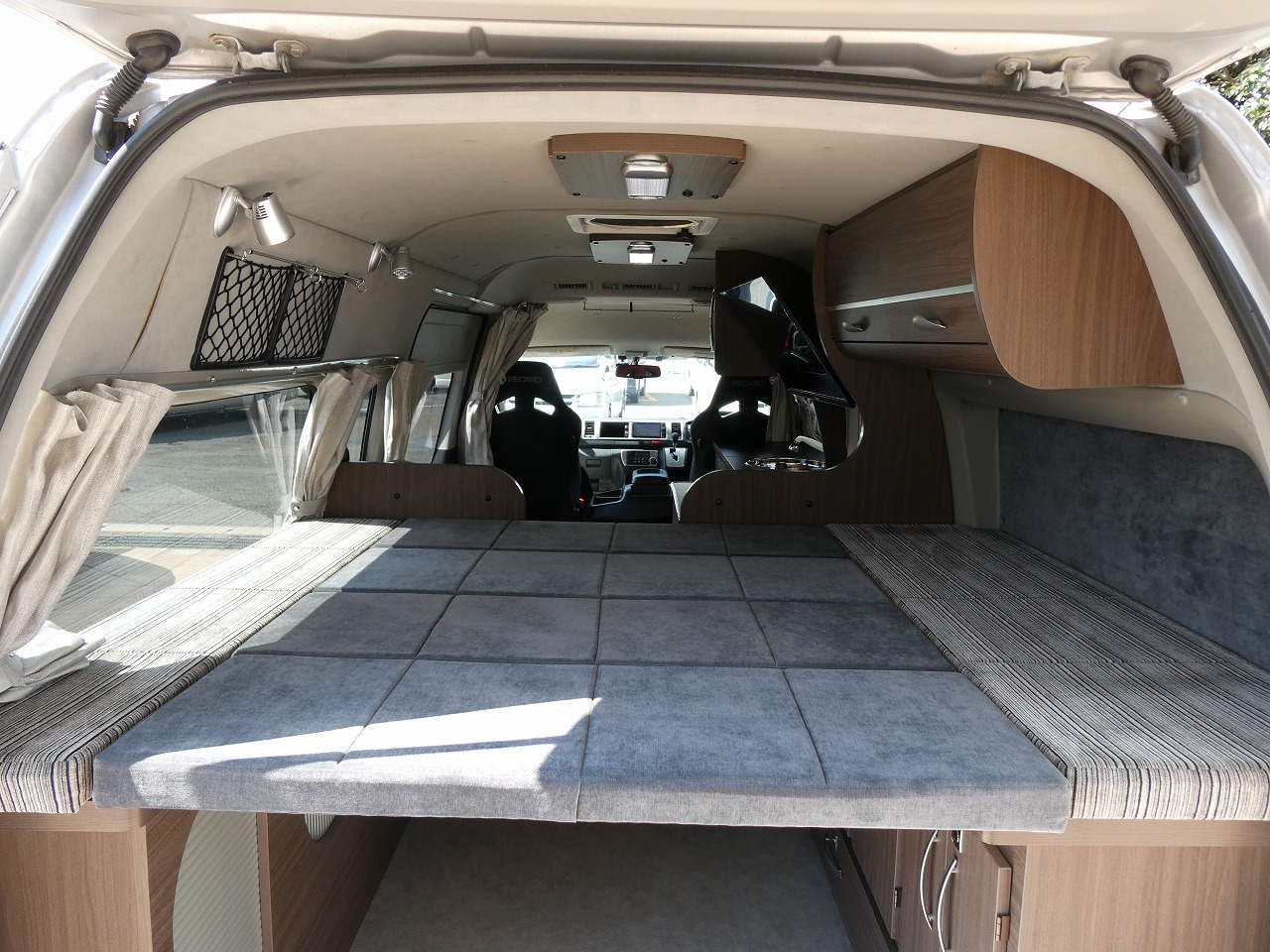 キャンピングカー バンコン ﾚｼﾞｱｽｴｰｽ 東和 ﾂｪﾙﾄ 4WD