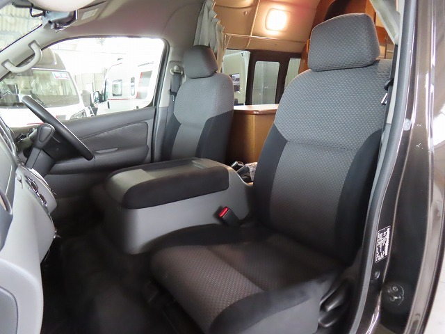 キャンピングカー バンコン NV350ｷｬﾗﾊﾞﾝ ﾋﾞｰｸﾙ ﾃﾞｭｵ ﾀｲﾌﾟC