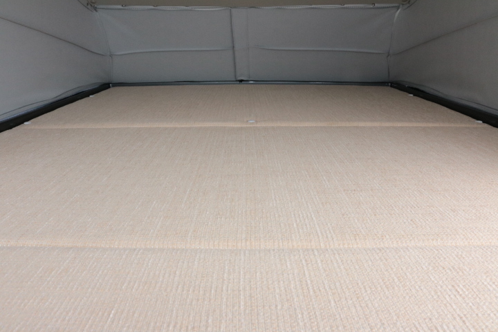 キャンピングカー バンコン NV200ﾊﾞﾈｯﾄ ﾎﾟｯﾌﾟｺﾝ ｷｬﾝﾊﾟｰR　FF