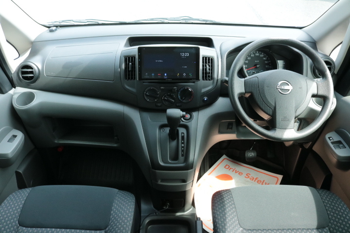 キャンピングカー バンコン NV200ﾊﾞﾈｯﾄ ﾎﾟｯﾌﾟｺﾝ ｷｬﾝﾊﾟｰR　FF