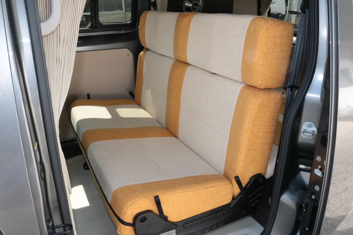 キャンピングカー バンコン NV200ﾊﾞﾈｯﾄ ﾎﾟｯﾌﾟｺﾝ ｷｬﾝﾊﾟｰR　FF