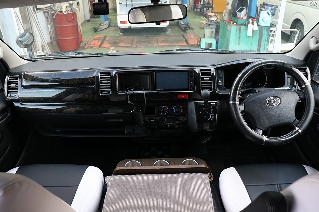 キャンピングカー バンコン ﾊｲｴｰｽ ﾎﾜｲﾄﾊｳｽ ｺﾝﾊﾟｽﾄﾞﾙｸ　DCｸｰﾗｰ