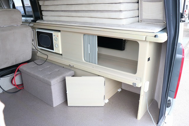 キャンピングカー バンコン ﾊｲｴｰｽ ﾎﾜｲﾄﾊｳｽ ｺﾝﾊﾟｽﾄﾞﾙｸ　DCｸｰﾗｰ