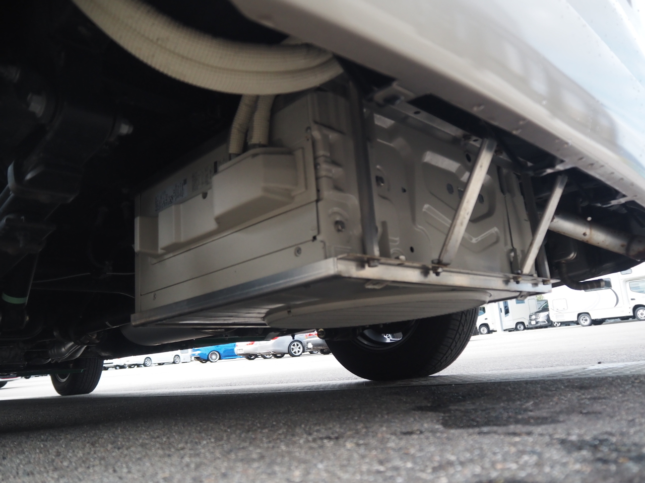 キャンピングカー バンコン ﾊｲｴｰｽ ﾄｲﾌｧｸﾄﾘｰ ﾊﾞｰﾃﾞﾝ 家AC 4WD