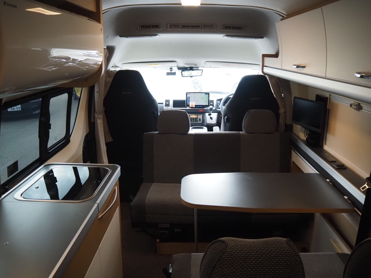 キャンピングカー バンコン ﾊｲｴｰｽ ﾄｲﾌｧｸﾄﾘｰ ﾊﾞｰﾃﾞﾝ 家AC 4WD