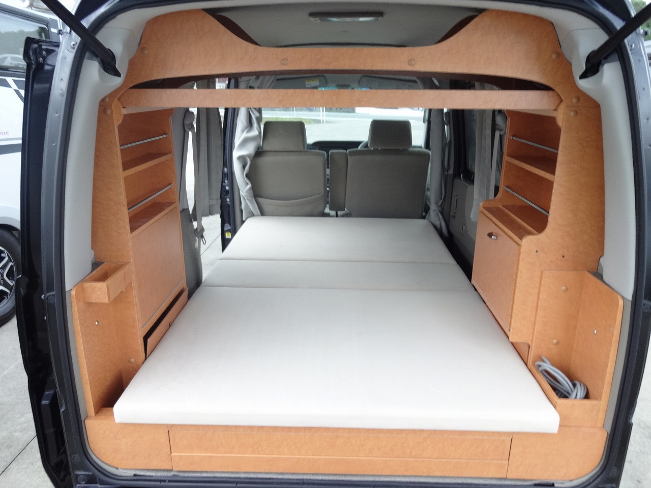 キャンピングカー 軽キャンパー ｱﾄﾚｰ Dｸﾗﾌﾄ 楽旅 4WD　ｵｰﾆﾝｸﾞ　ｻﾌﾞBT