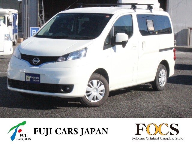 キャンピングカー バンコン NV200バネット FOCS ルソ ソーラーパネル