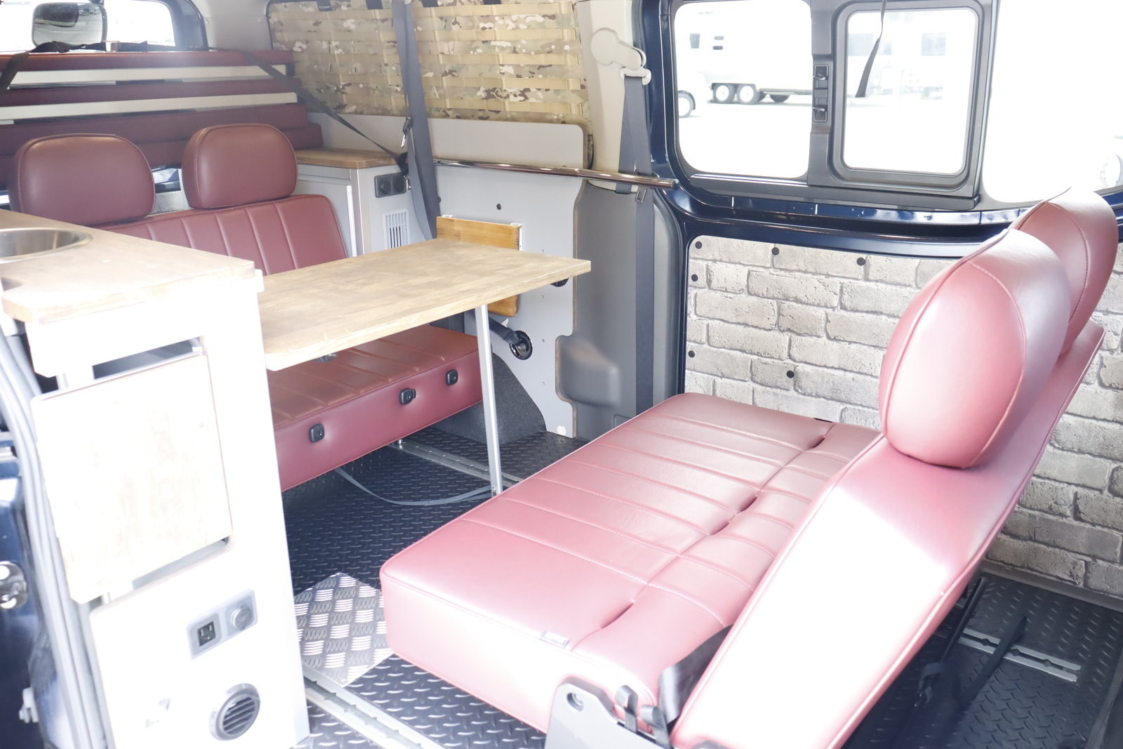 キャンピングカー バンコン NV350ｷｬﾗﾊﾞﾝ ｱﾈｯｸｽ ﾘｭｳ350