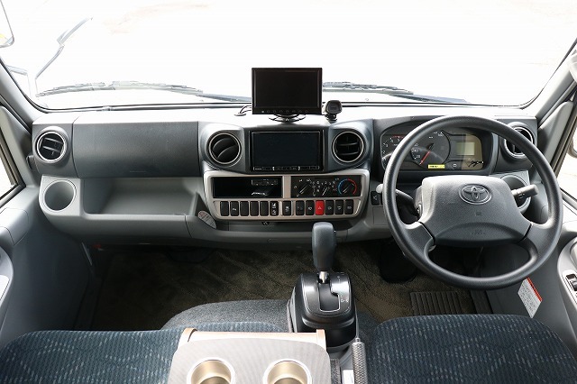 キャンピングカー キャブコン ｶﾑﾛｰﾄﾞ ﾊﾞﾝﾃｯｸ ｼﾞﾙ520 4WD