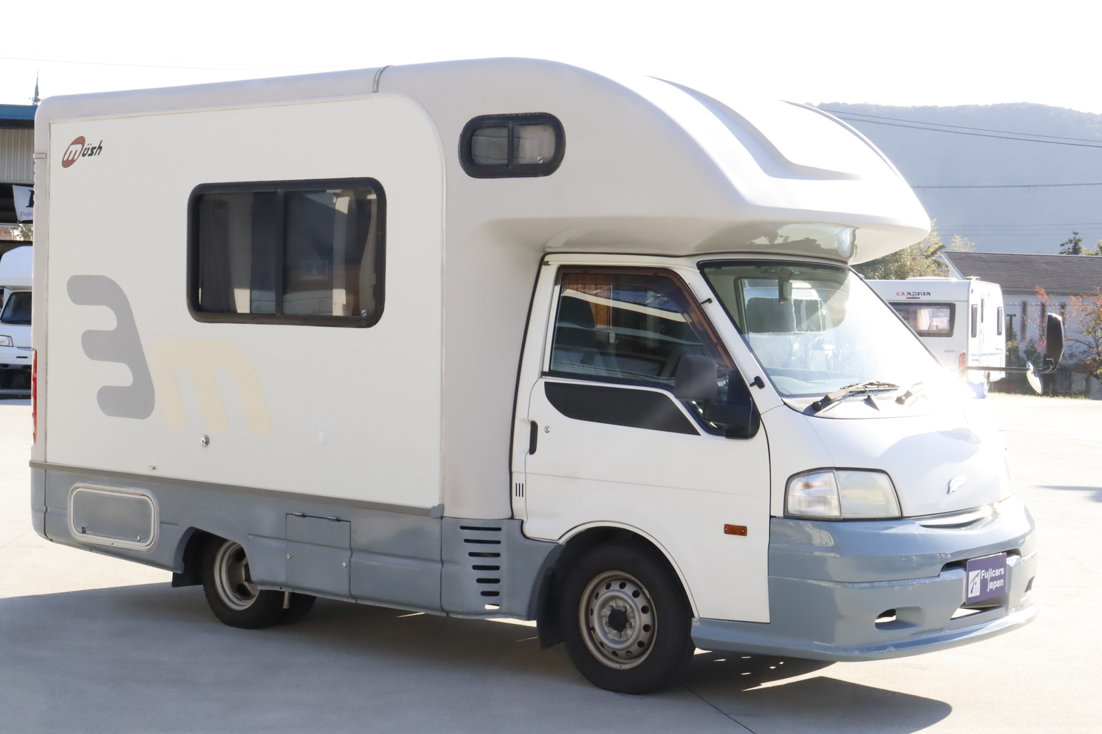 キャンピングカー キャブコン ﾊﾞﾈｯﾄ ﾅｯﾂRV ﾏｯｼｭ ﾀｲﾌﾟW