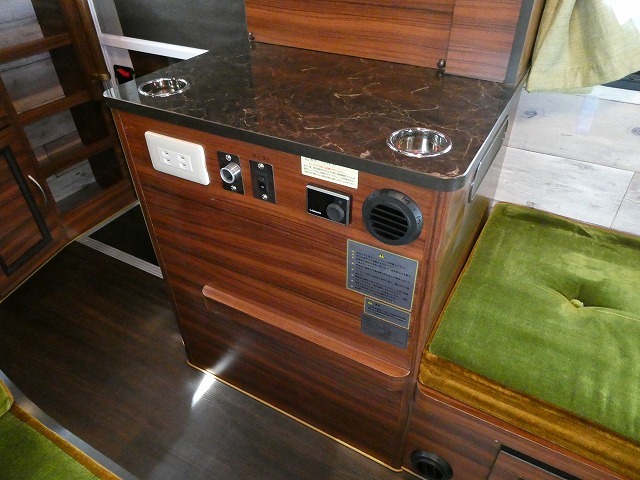 キャンピングカー キャブコン ﾐｽﾃｨｯｸ ﾚｼﾞｽﾄﾛｱｳﾙ　DCｸｰﾗｰ　FFﾋｰﾀｰ