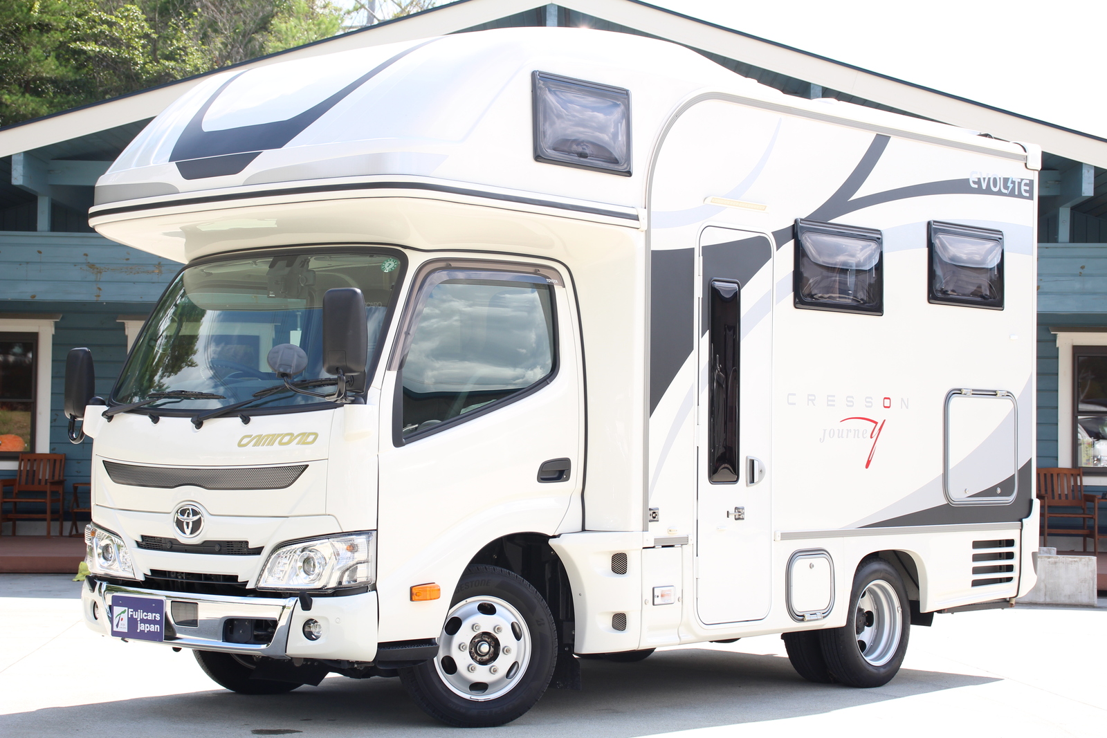 キャンピングカー キャブコン ｶﾑﾛｰﾄﾞ ﾅｯﾂｸﾚｿﾝｼﾞｬｰﾆｰXｴﾎﾞﾗｲﾄ4WD
