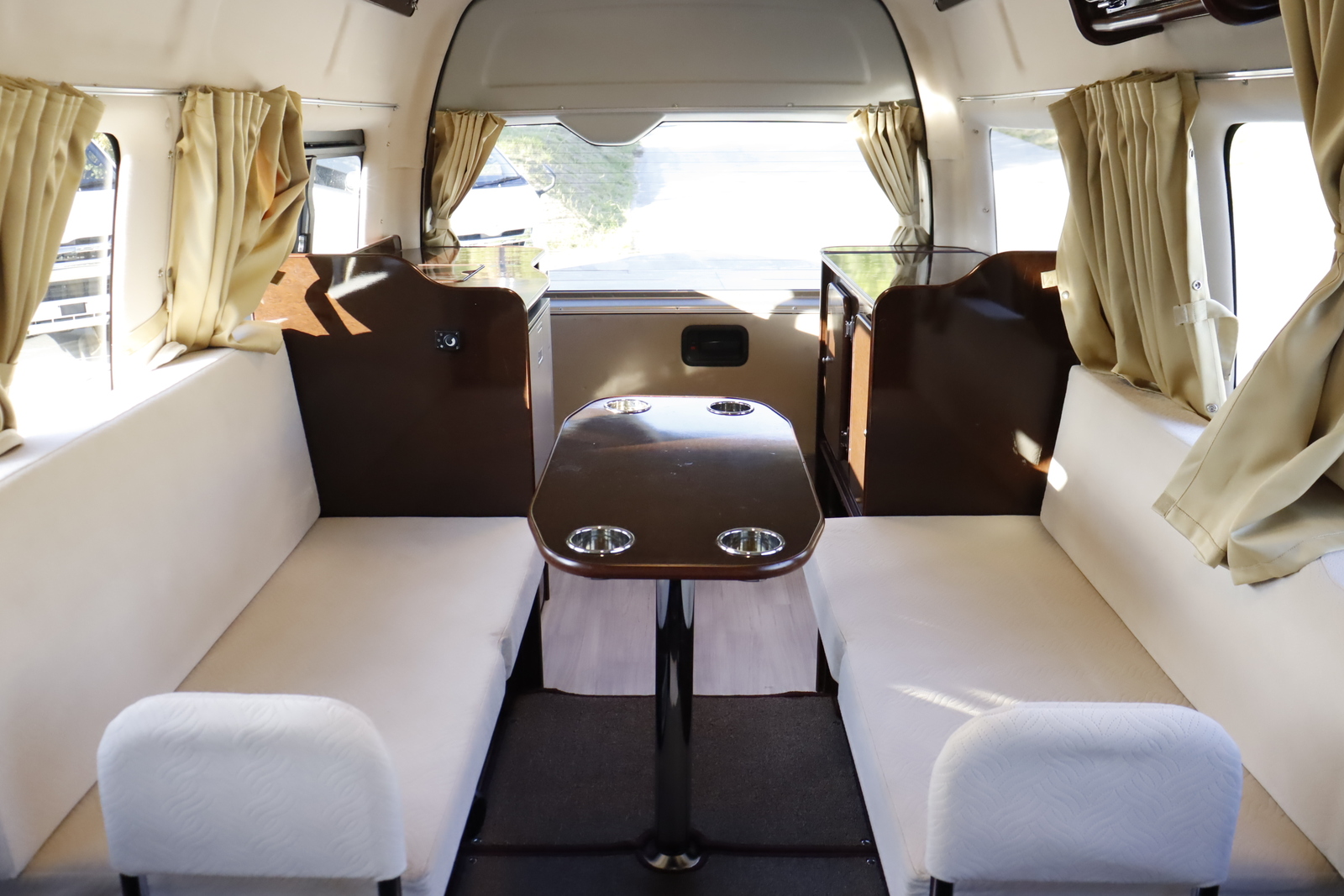 キャンピングカー バンコン ﾊｲｴｰｽ FOCS ｱﾘｾﾞ FFﾋｰﾀｰ ｵｰﾆﾝｸﾞ