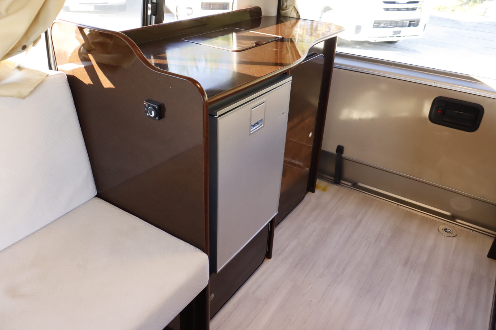 キャンピングカー バンコン ﾊｲｴｰｽ FOCS ｱﾘｾﾞ FFﾋｰﾀｰ ｵｰﾆﾝｸﾞ