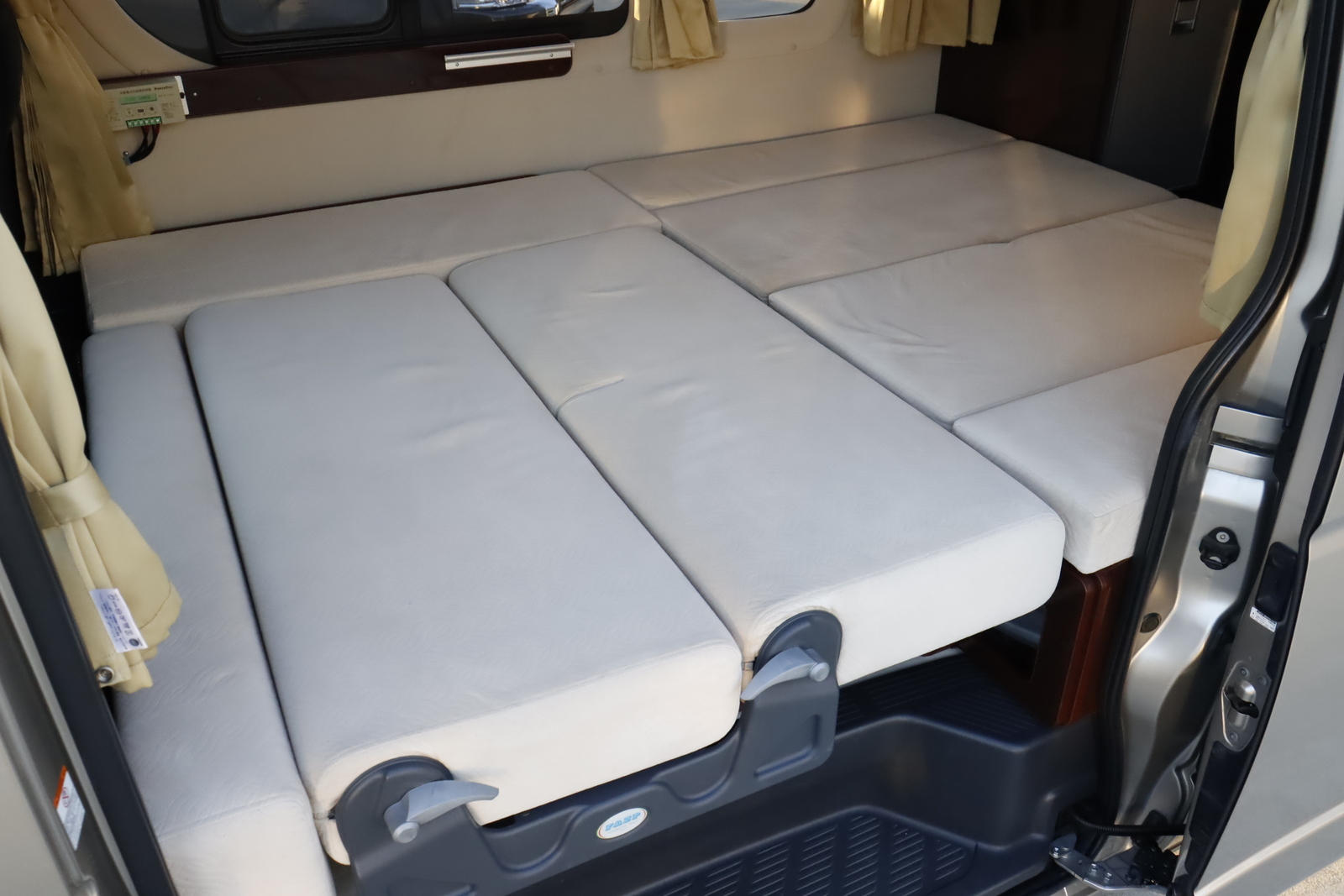 キャンピングカー バンコン ﾊｲｴｰｽ FOCS ｱﾘｾﾞ FFﾋｰﾀｰ ｵｰﾆﾝｸﾞ